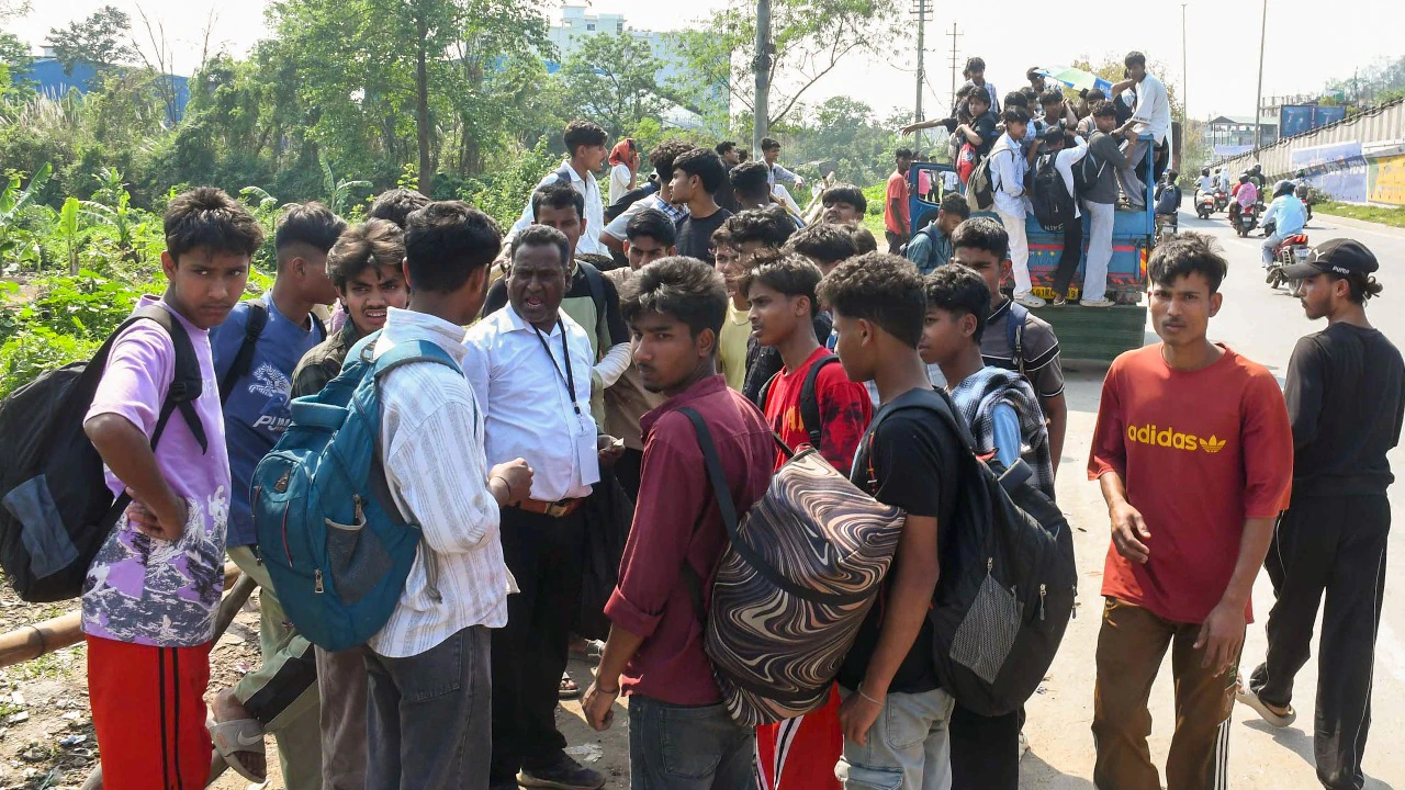 Assam Polls Viral 'Outsider' Video Assam Polls Viral 'Outsider' Video