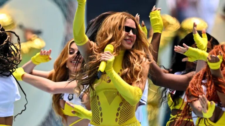 Shakira Reluctant to World Cup Opener
